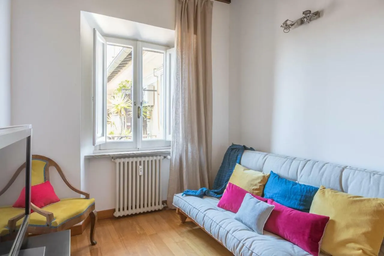 Pantheon amazing views apartments Rome
